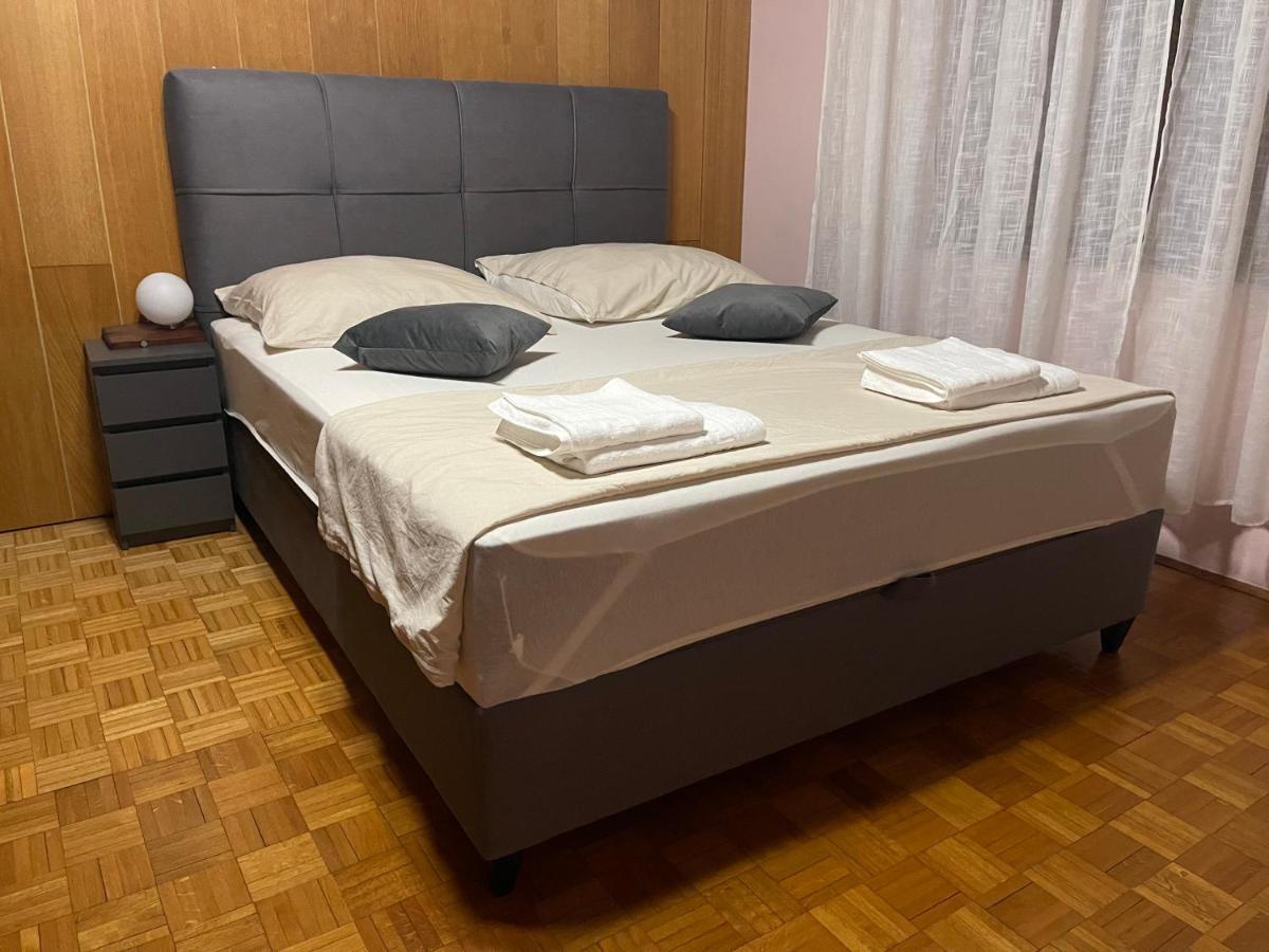 Apartment Ado Selce Exterior photo