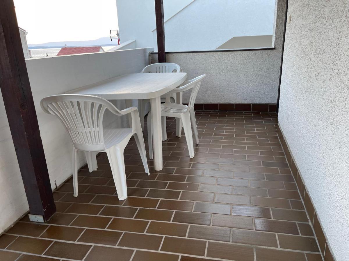 Apartment Ado Selce Exterior photo